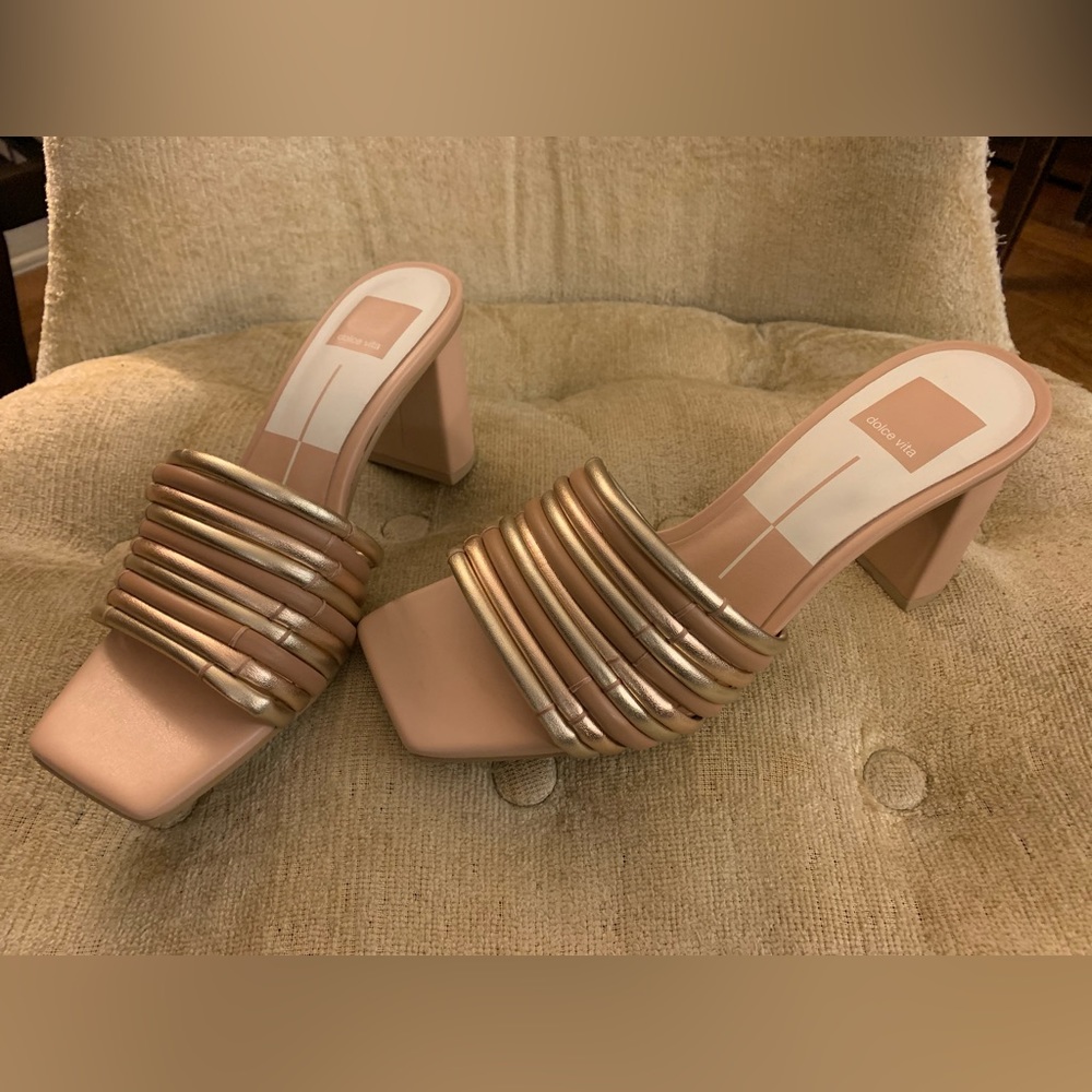 Dolce vita sandals